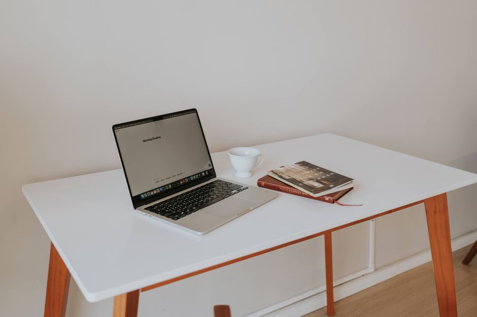 Freelance spécialisé 2026 : tarifs et clients premium